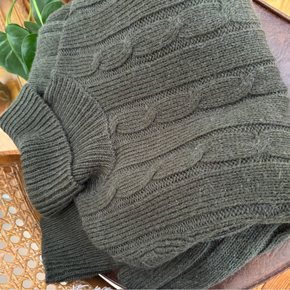 Cozy Olive Green Turtleneck Sweater with a Wool and Alpaca Blend - Picture 7 of 8